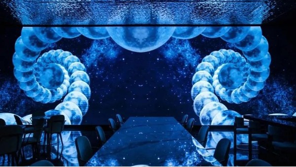 如星辰般的金屬遍布整個(gè)星球